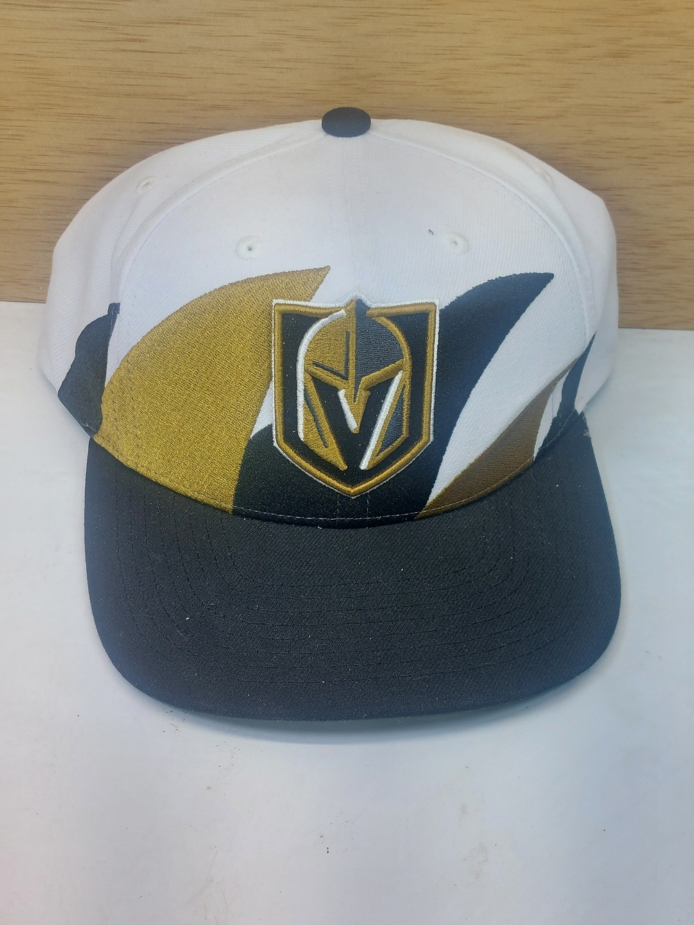 Vegas Golden Knights Mitchell And Ness Sharktooth SnapBack Hat